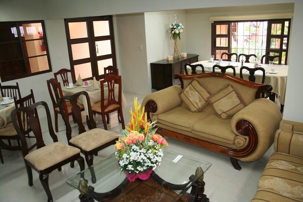 Hotel Maria Isabel Manta Luaran gambar