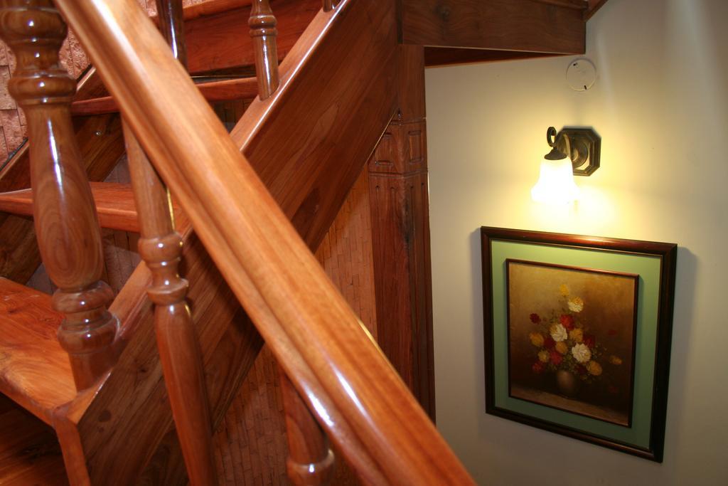 Hotel Maria Isabel Manta Luaran gambar